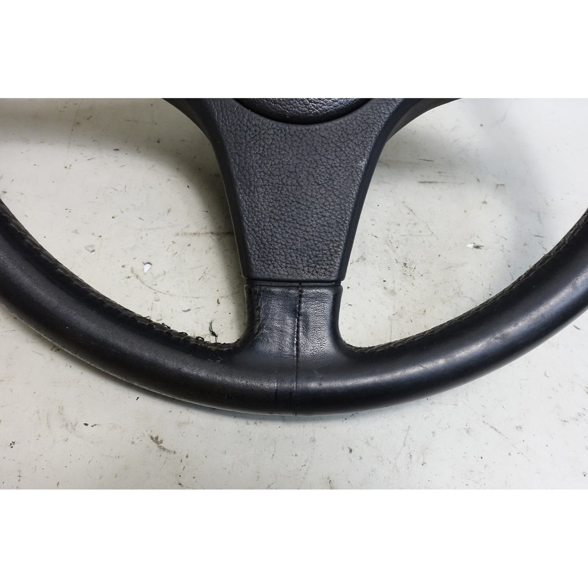 Damaged 84-93 BMW E30 3-Series E28 E24 Sports Leather Steering Wheel 385mm OEM