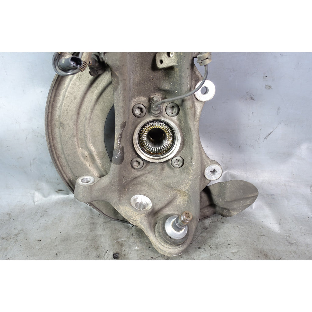 17-23 BMW G30 530Xi 540Xi G15 xDrive Right Front Wheel Hub Carrier Knuckle OEM