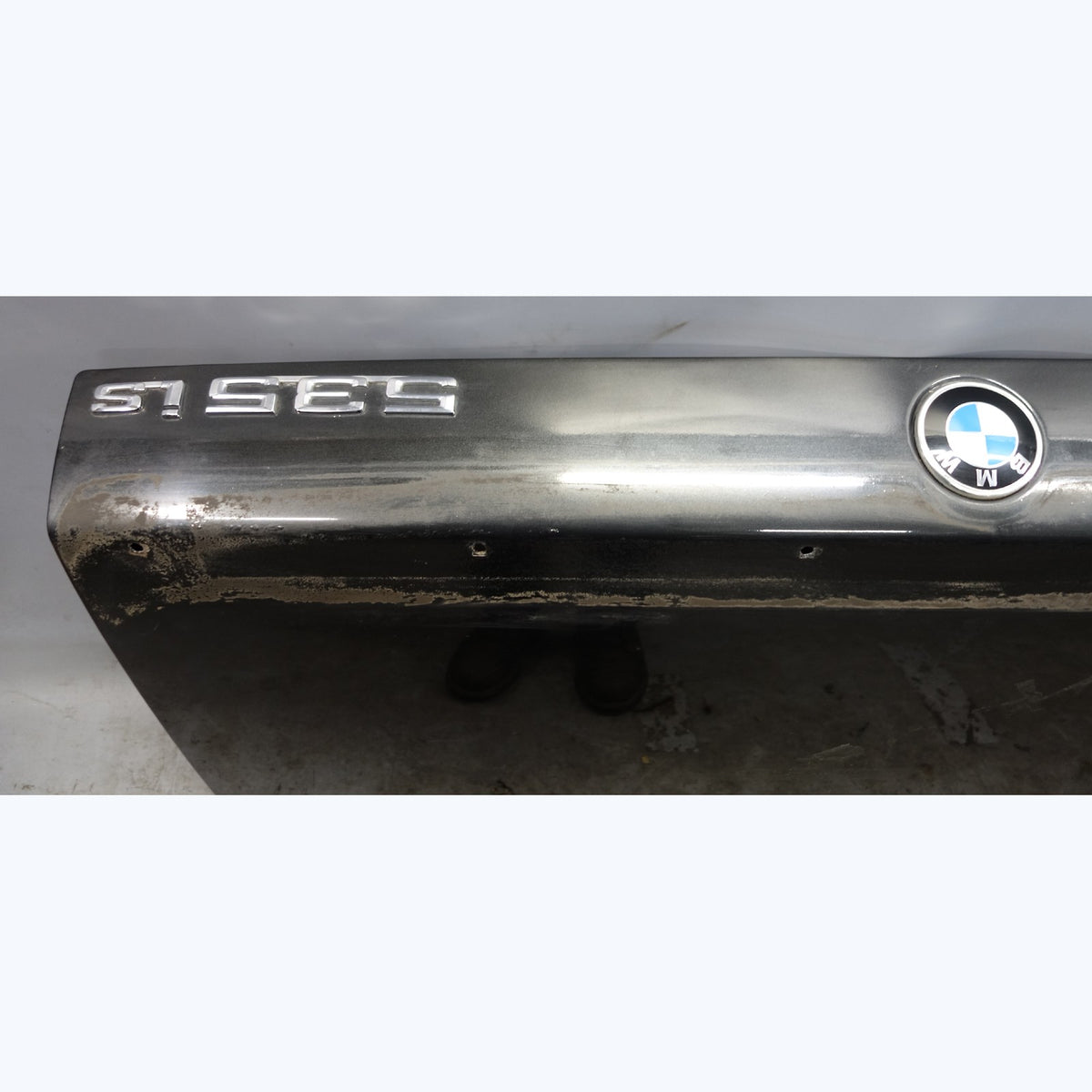 1982-1988 BMW E28 5-Series Rear Trunk Deck Lid Cover Diamond Black OEM