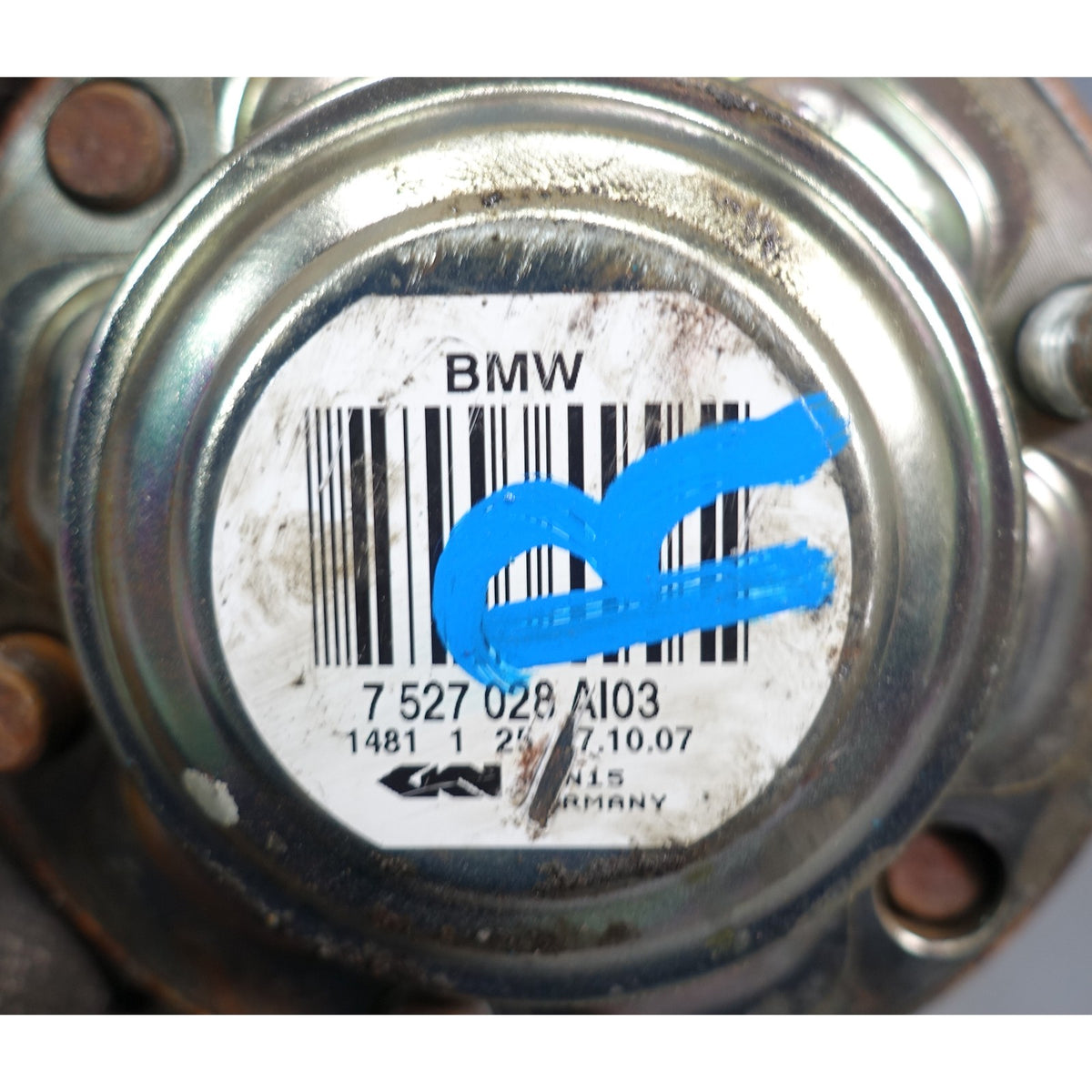 Damaged 2006-2013 BMW E82 E90 E92 3-Series Right Rear Axle Output Shaft CV