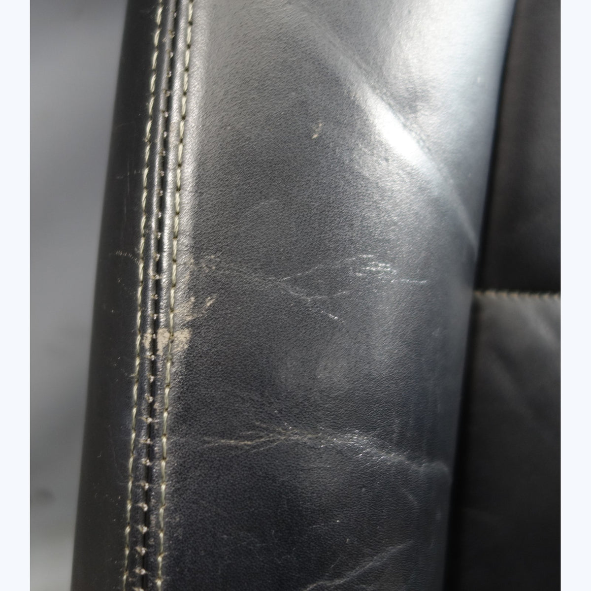1988-1992 BMW E32 7-Series Front Seat Backrest Cushion Black Leather OEM