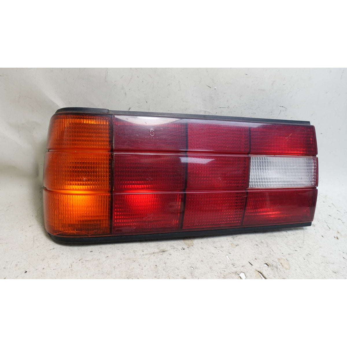 Damaged 88-92 BMW E30 Left Driver Tail Light Lamp Housing w Bulb Tray OEM