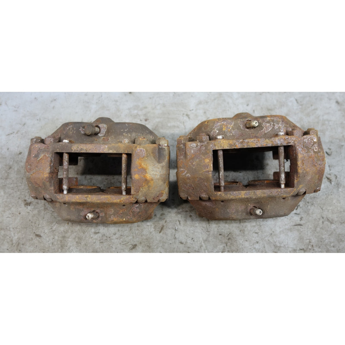 1967-1976 BMW 114 1602 2002 Front Brake Caliper Pair Set OEM