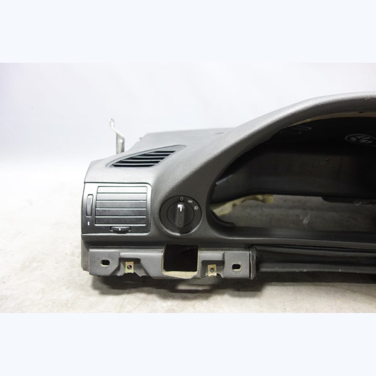 1995-2001 BMW E38 7-Series 740 Factory  Front Interior Dashboard Black OEM