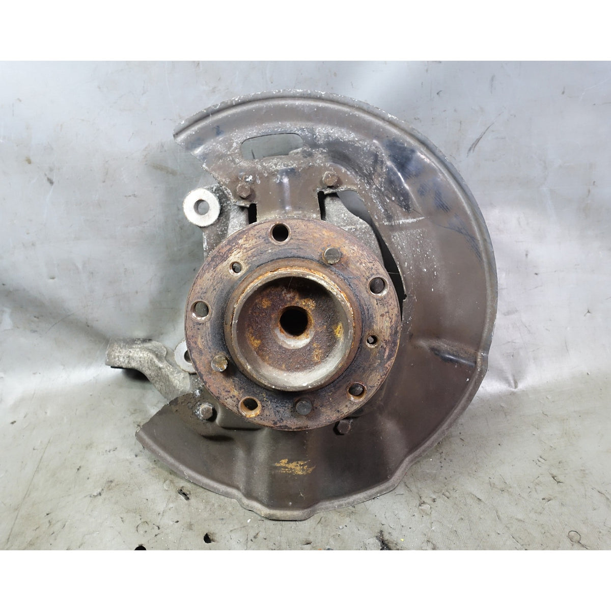 Damaged BMW E39 M5 ///M Right Front Drivers Wheel Hub Bearing Knuckle Assembly