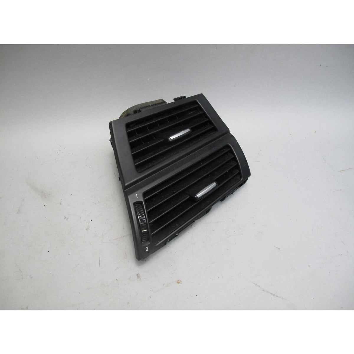 07-14 BMW E70 X5 E71 X6 Right Front Dashboard Air Outlet Vent Black Passenger OE
