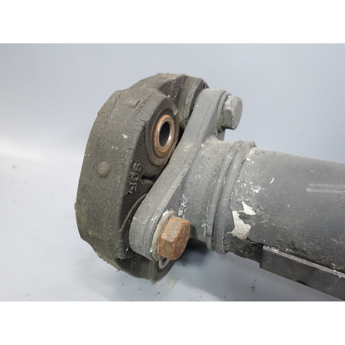 01-03 BMW E39 525i 530i Drive Propeller Shaft Driveshaft for Automatic Trans OEM