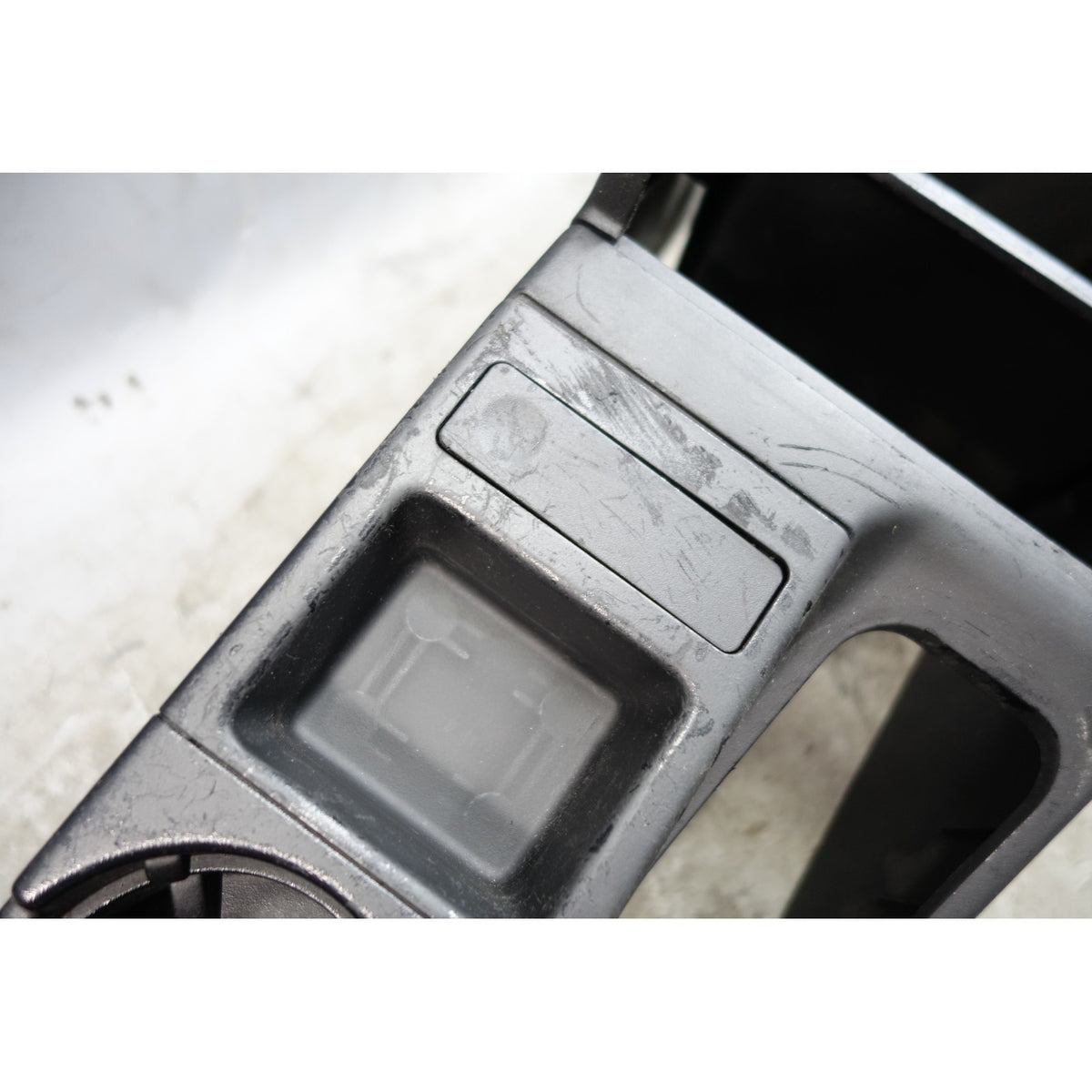 00-06 BMW E46 3-Series Convertible Front Armrest Center Console Black Bare OEM