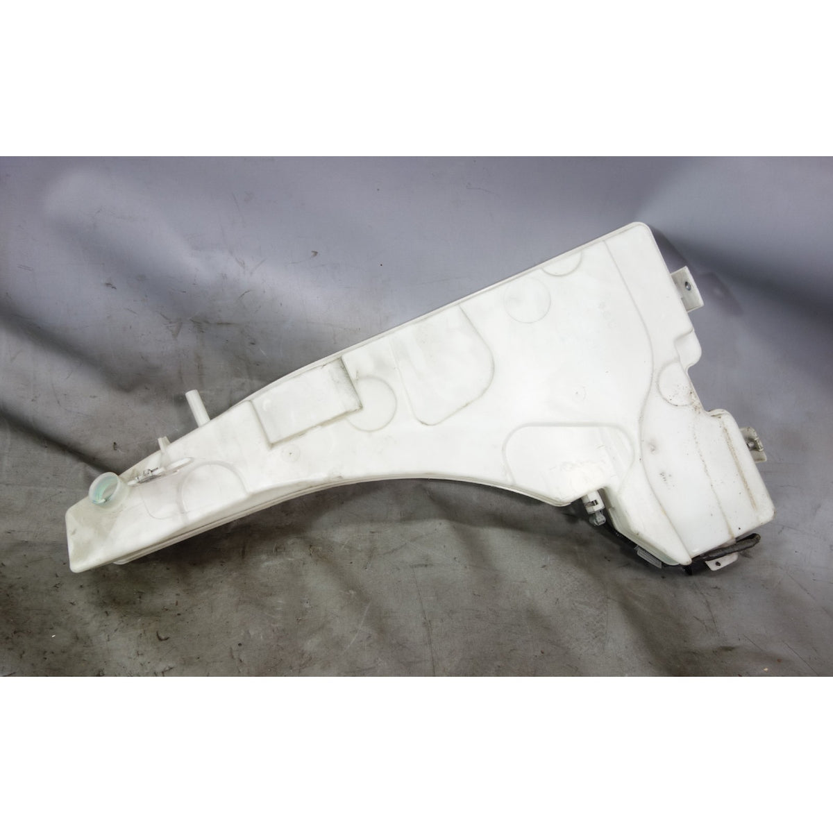 2007-2013 BMW E70 X5 SAV Windshield Headlight Washer Fluid Tank Bottle USED OEM