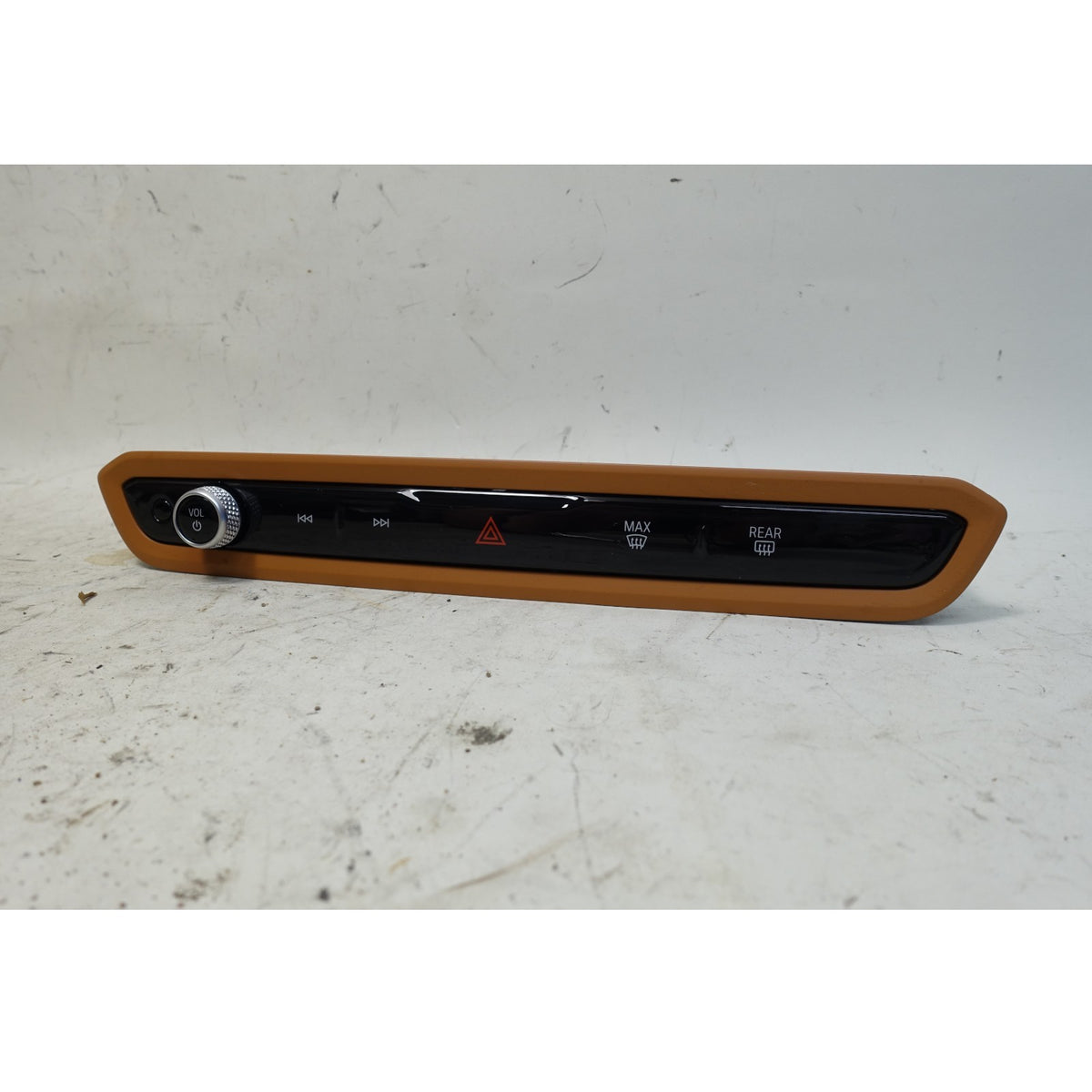 Damaged 2023-2025 BMW G20 3-Series Front Console Radio Control Switch Cognac OEM