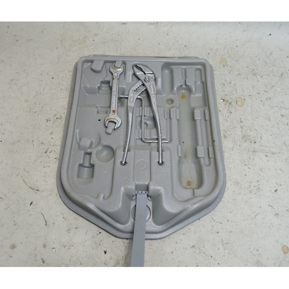 BMW E30 3-Series E28 Trunk Tool Kit Box Partial Walter 1982-1993 OEM