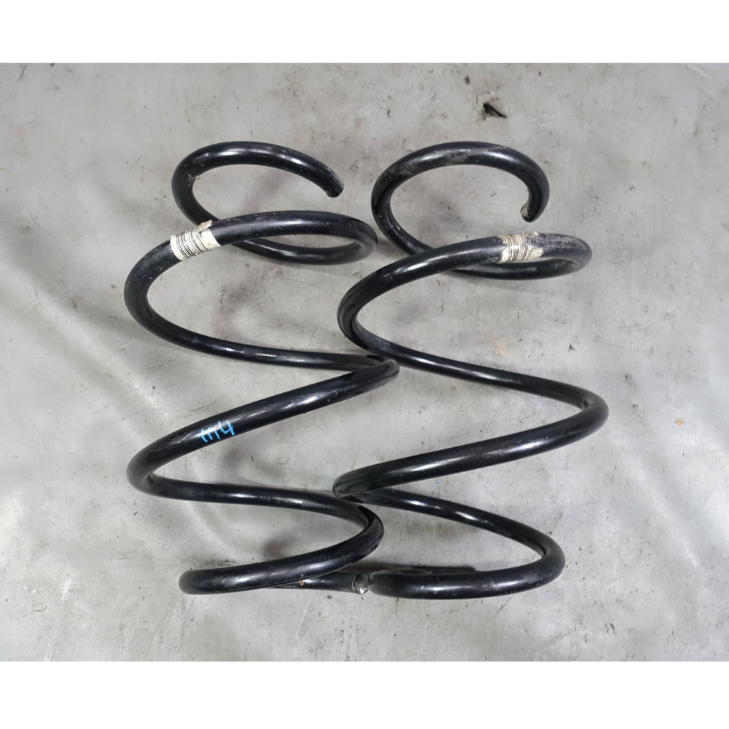 2015-2016 BMW F83 M4 Convertible Factory Front Coil Spring Pair Left Right MH OE