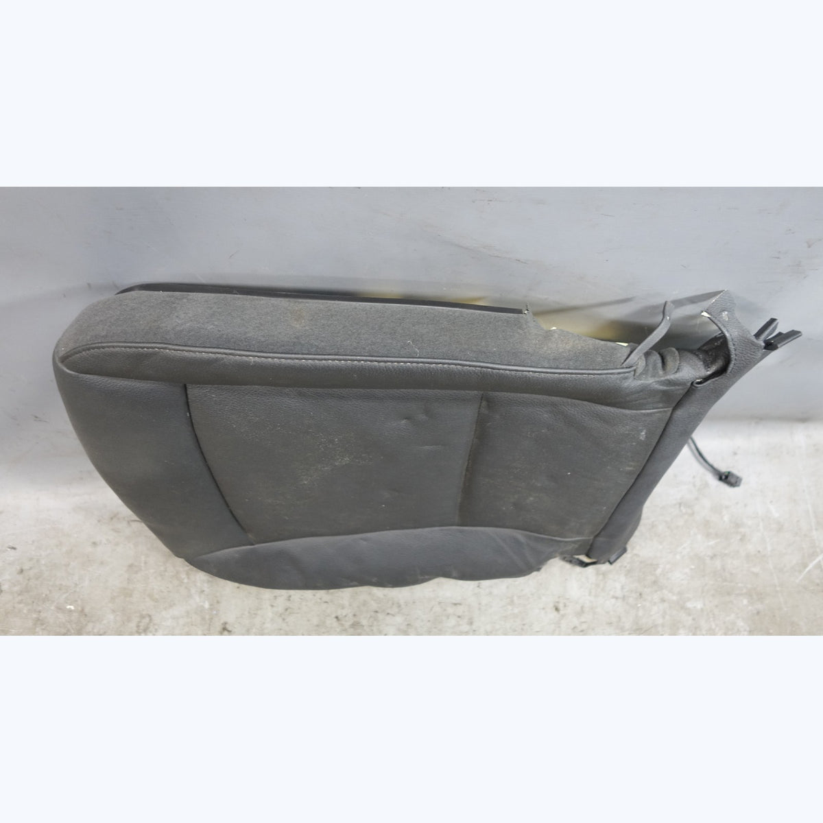 Damaged 09-16 BMW E89 Z4 Basic Left Driver Seat Bottom Cushion Black Leather OEM