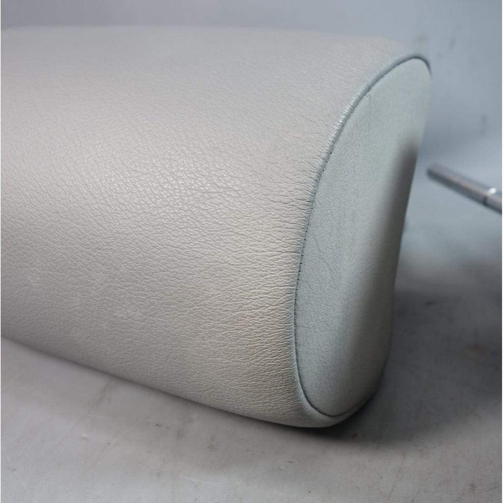 99-03 BMW E39 5-Series Touring Wagon Rear Seat Headrest Set Grey Leather OEM