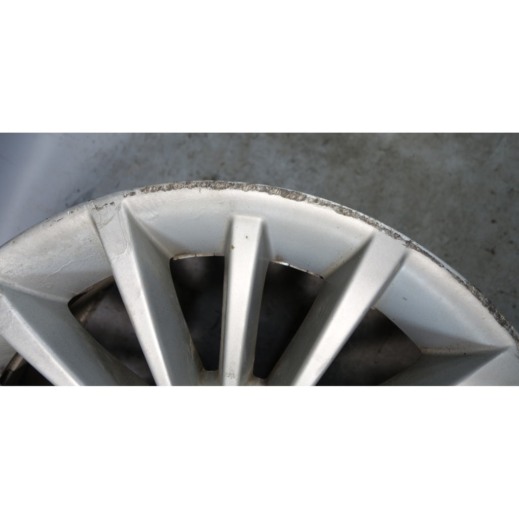Damaged 06-11 BMW E90 E92 3-Series 17x8 Style 284 Factory Wheel Rim OEM