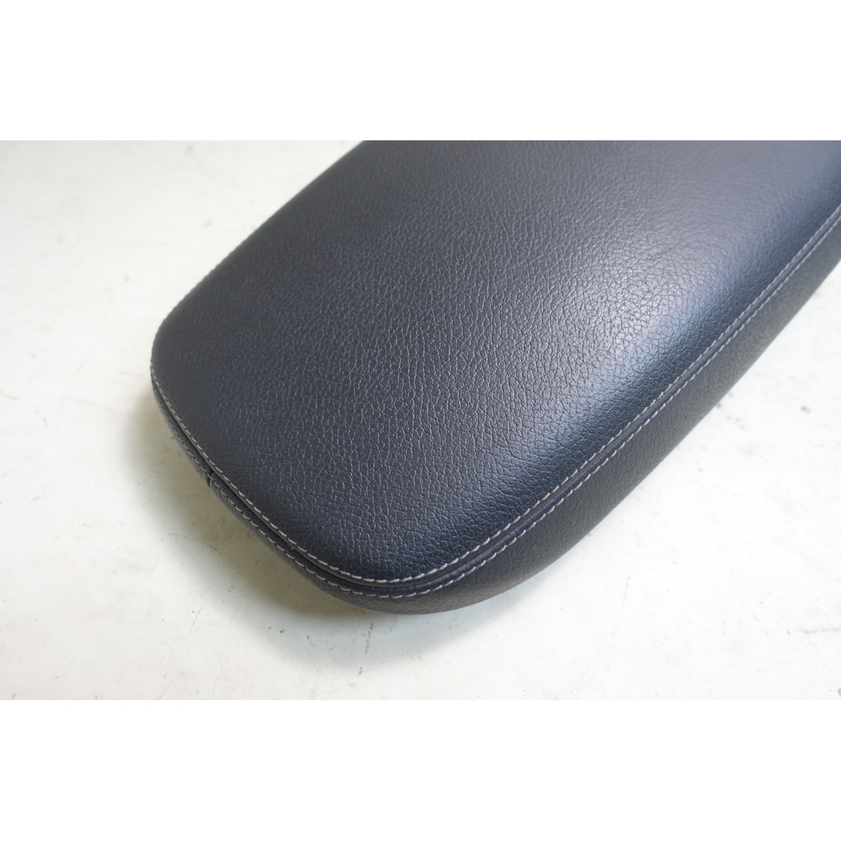 2011-2018 BMW F25 X3 F26 X4 Front Center Armrest Black Nevada Leather OEM