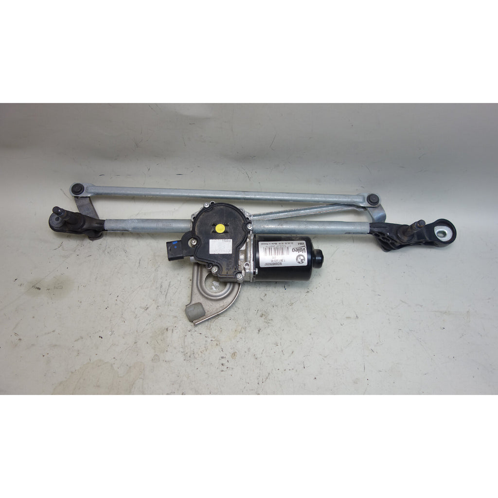 2014-2017 BMW F22 F23 2-Series Windshield Wiper Linkage with Motor OEM