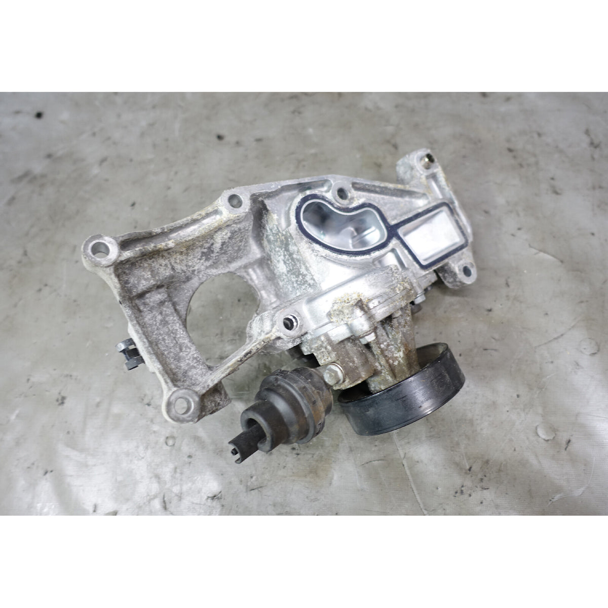 2017-2022 BMW F30 330i F22 230i B46 4-Cyl Alternator Mounting Bracket OEM