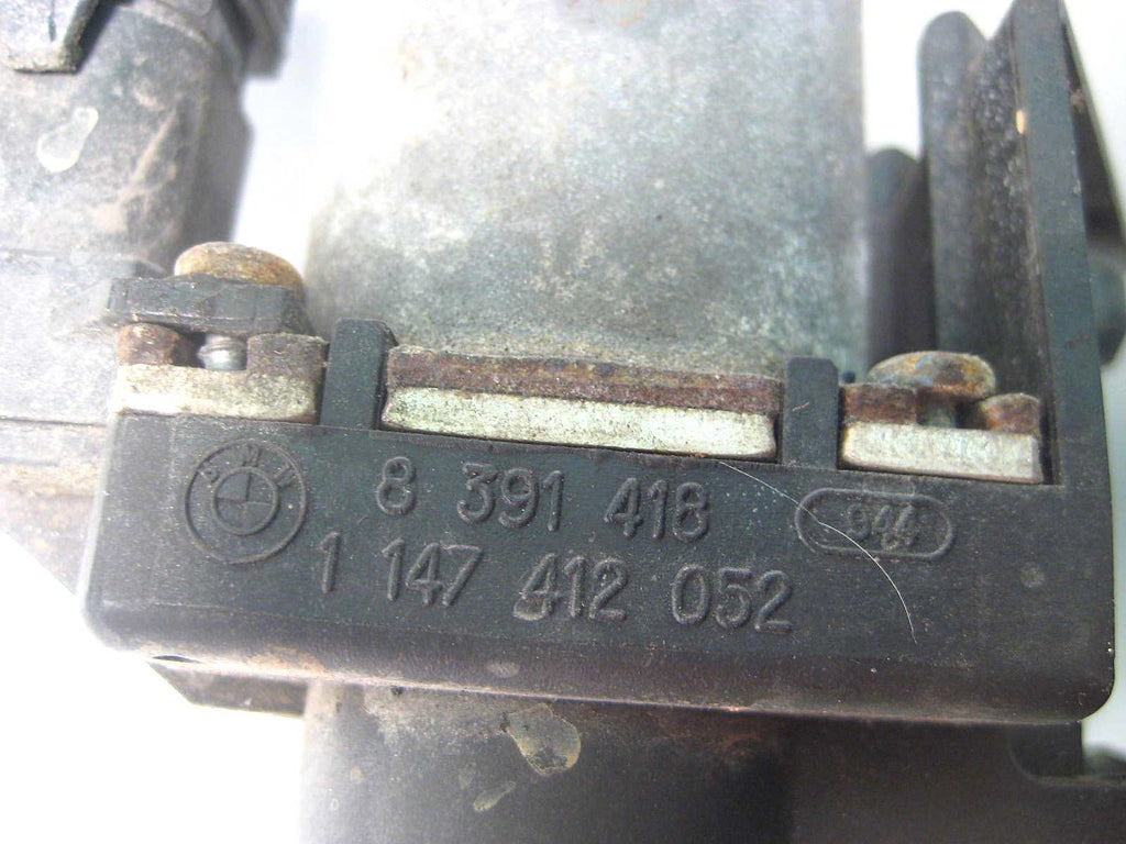 BMW E36 3-Series 318ti Z3 Roadster Coupe Hot Water Heater Valve 1995-2002 USED