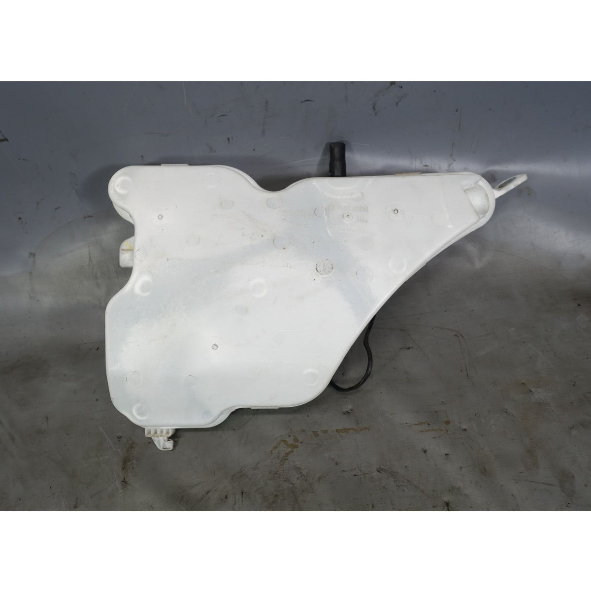 BMW G20 G22 G23 G26 G42 G87 Windshield Washer Fluid Bottle Tank OEM 2019-2026