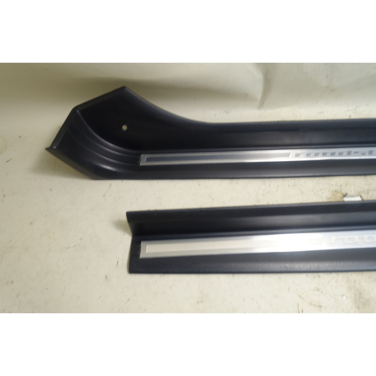 1996-2002 BMW Z3 Roadster Chrome Door Sill Cover Pair Left Right OEM