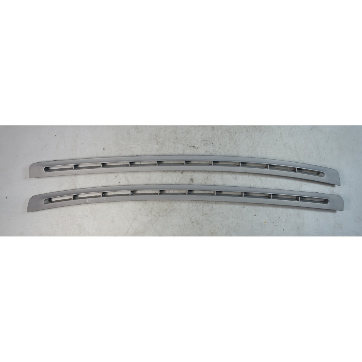 92-99 BMW E36 3-Series Front Dashboard Defroster Air Vents Trim Pair Grey OEM