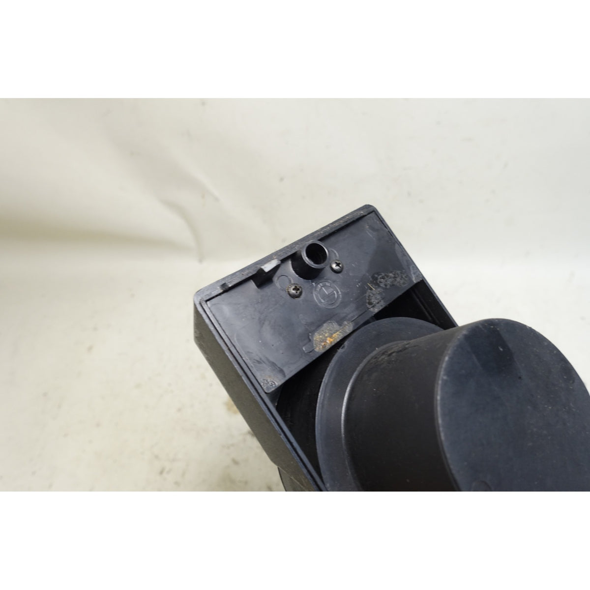 Damaged 1996-02 BMW Z3 Roadster Coupe Center Console Valet Cup Holder Insert OEM