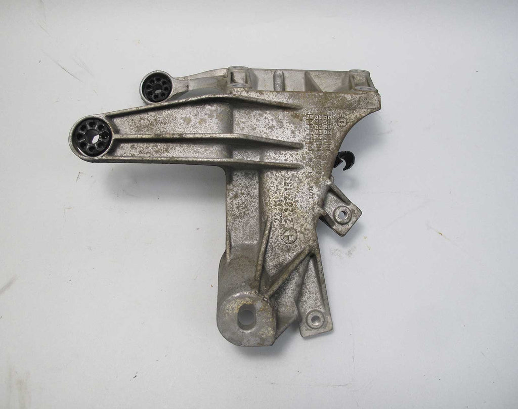 2001-2006 BMW E46 M3 Left Engine Support Suspension Arm Bracket for SMG Trans OE