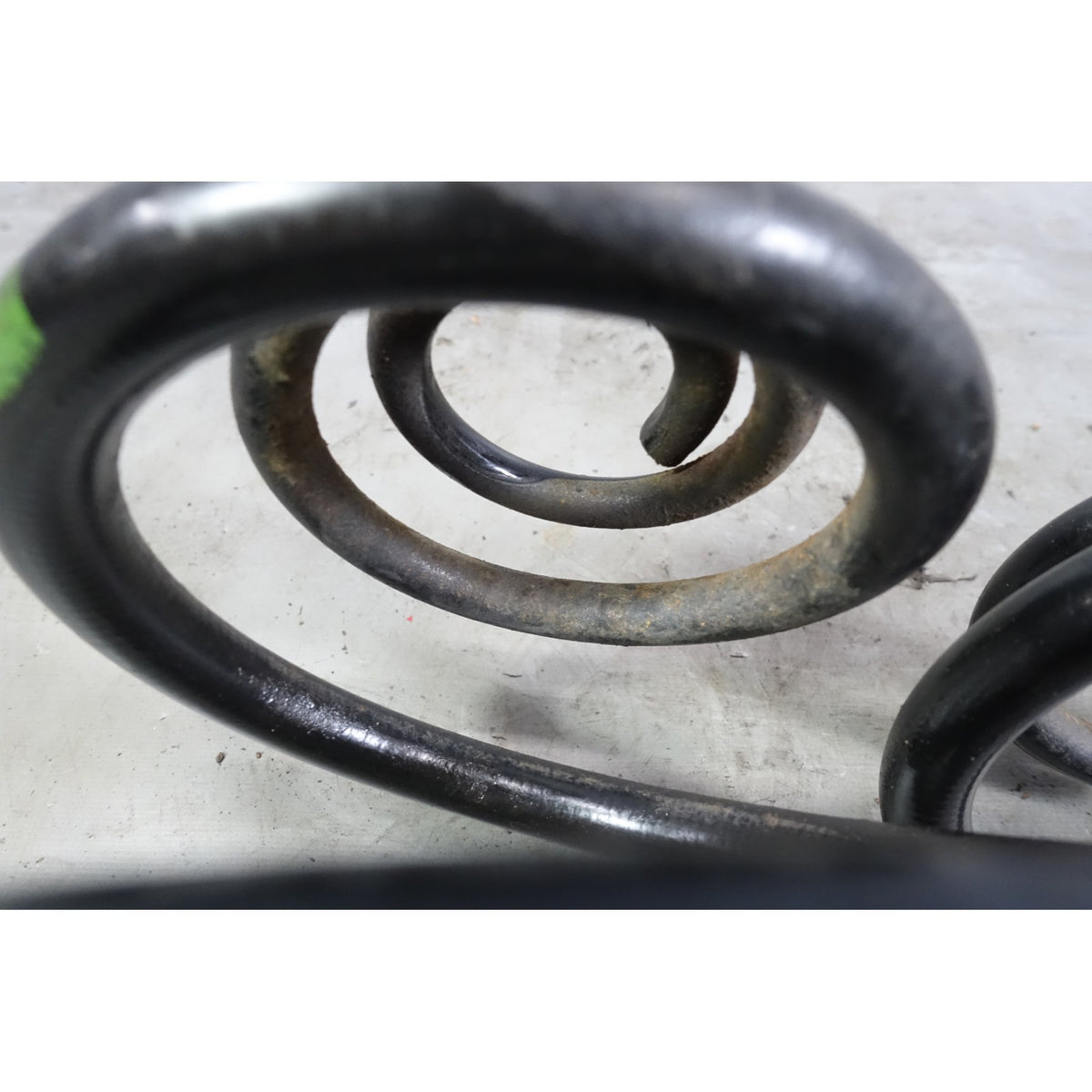 1995-1999 BMW E36 318ti Compact Hatch Factory Rear Coil Barrel Spring Pair OEM