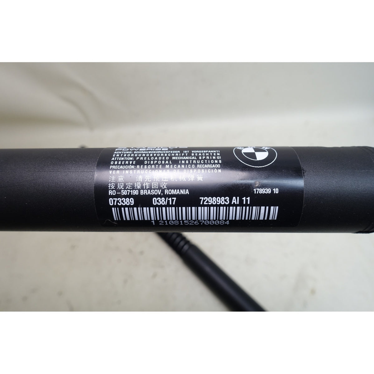 2014-2019 BMW F34 3-Series Gran Turismo GT Factory Trunk Strut Spindle Pair OEM