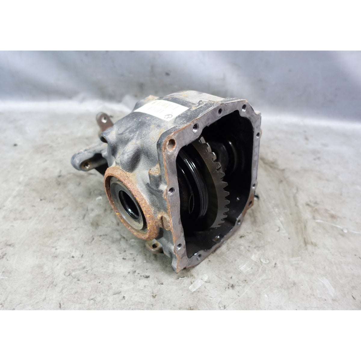 14-20 BMW F30 3-Series 4-Series Rear Final Drive Differential Carrier 2.81
