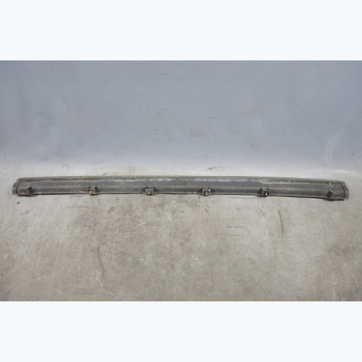 86-89 BMW E30 3-Series Diving Board Rear Bumper Plastic Center Top Trim Molding