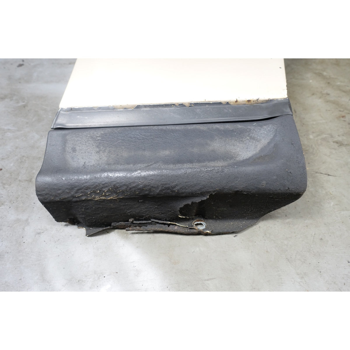 89-95 BMW E34 5-Series Right Front Fender Quarter Panel Kashmir Beige 301 OEM
