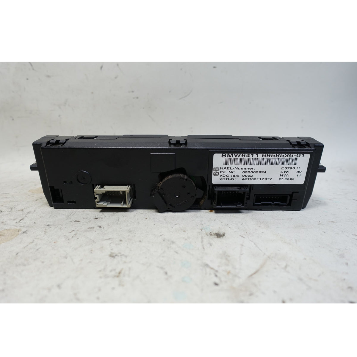 2006 BMW E90 E91 3-Series Automatic Climate Control Panel Early Black Knobs OEM