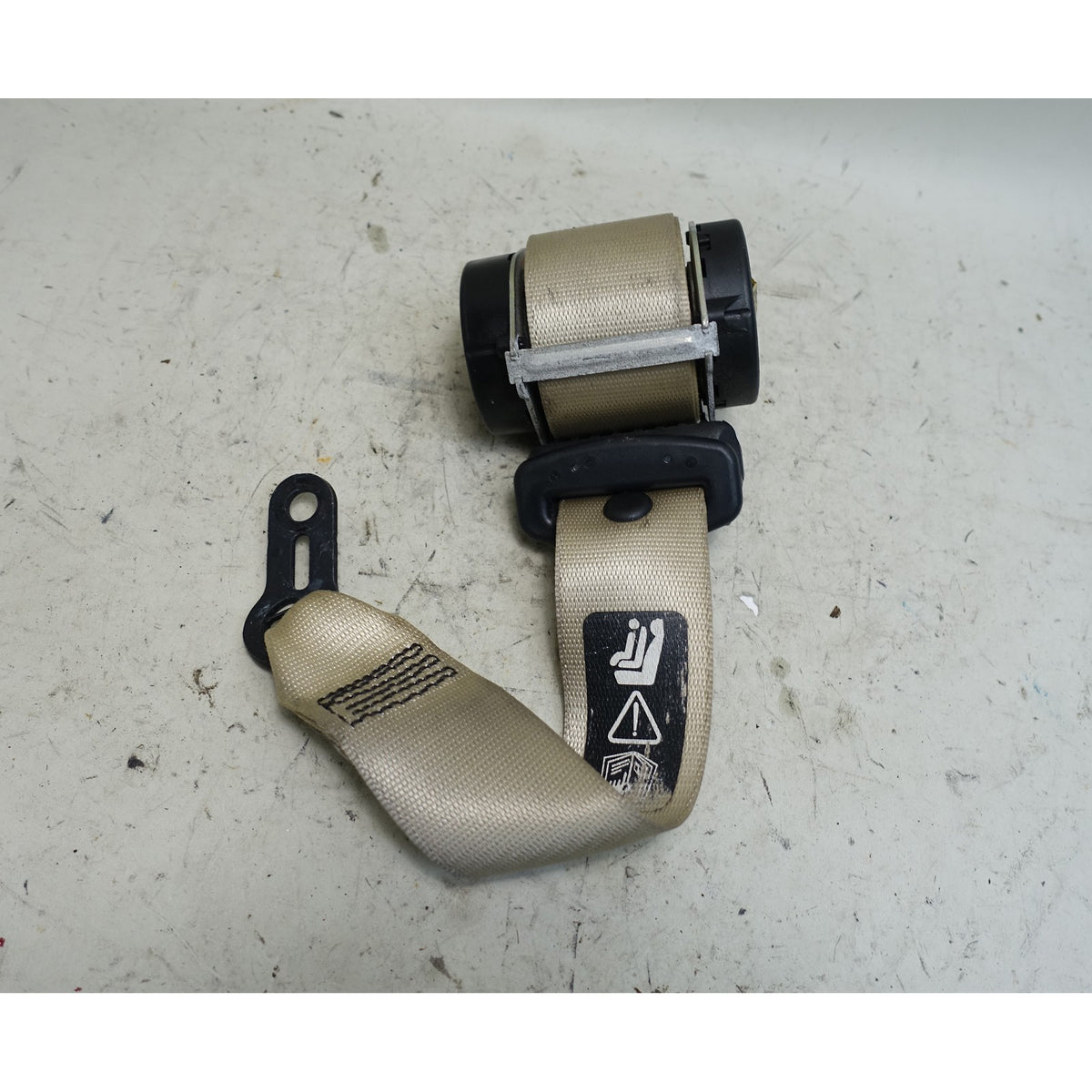 2007-2013 BMW E93 3-Series Convertible Right Rear Passeng Seat Belt Cream Beige