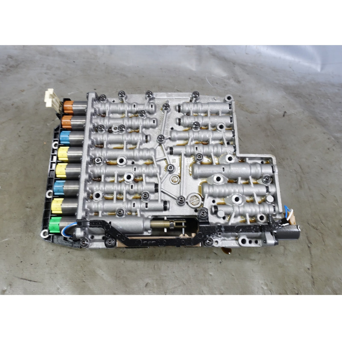 BMW E60 550i E63 650i E70 35d Automatic Mechatronics Valve Body 2007-2013 OEM