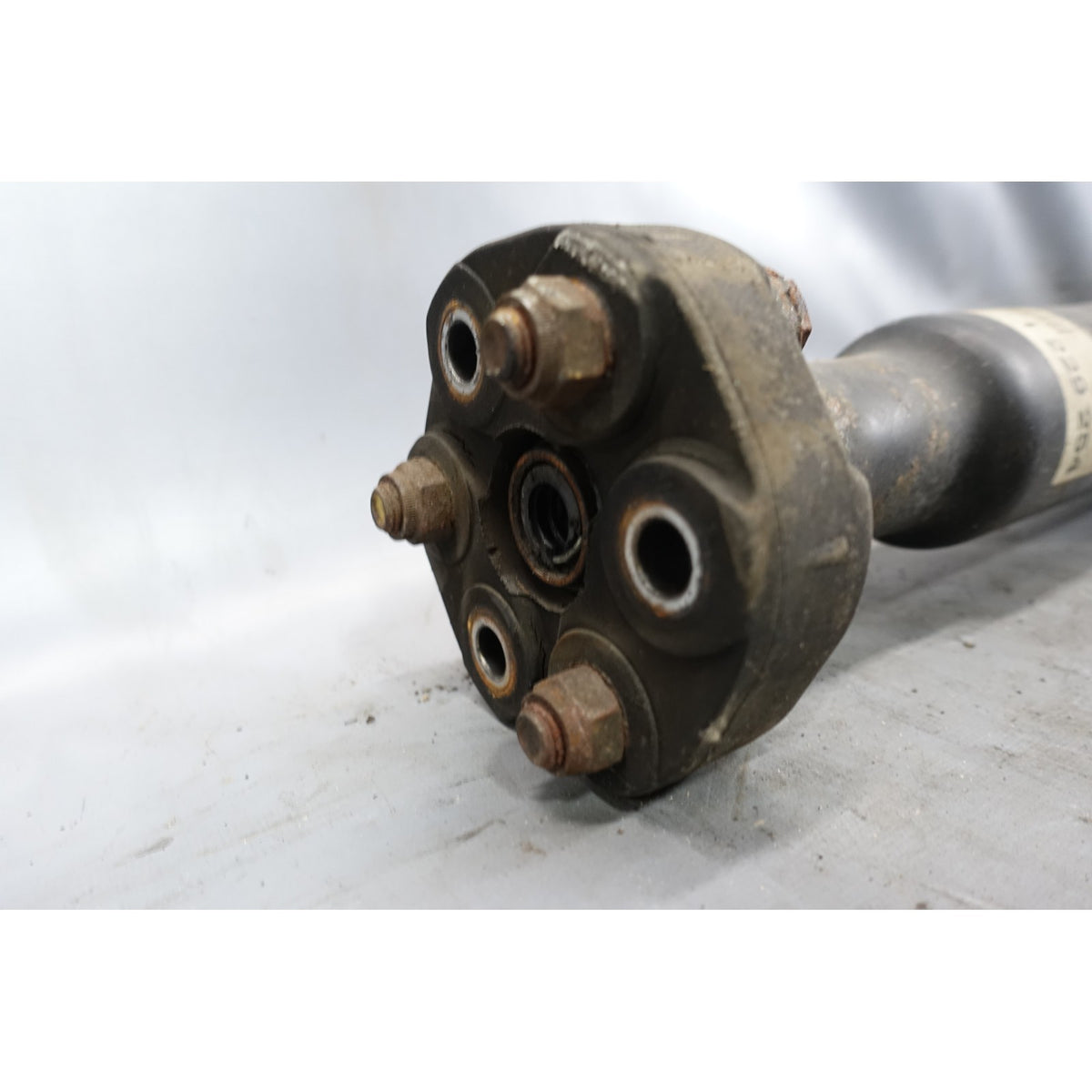 96-98 BMW Z3 1.9 M44 Manual Driveshaft Propeller Shaft Roadster OEM