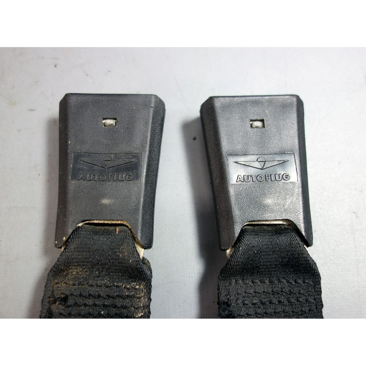 1969-1978 BMW E3 Sedan E12 5-Series Rear Seat Belt Pair Black OEM