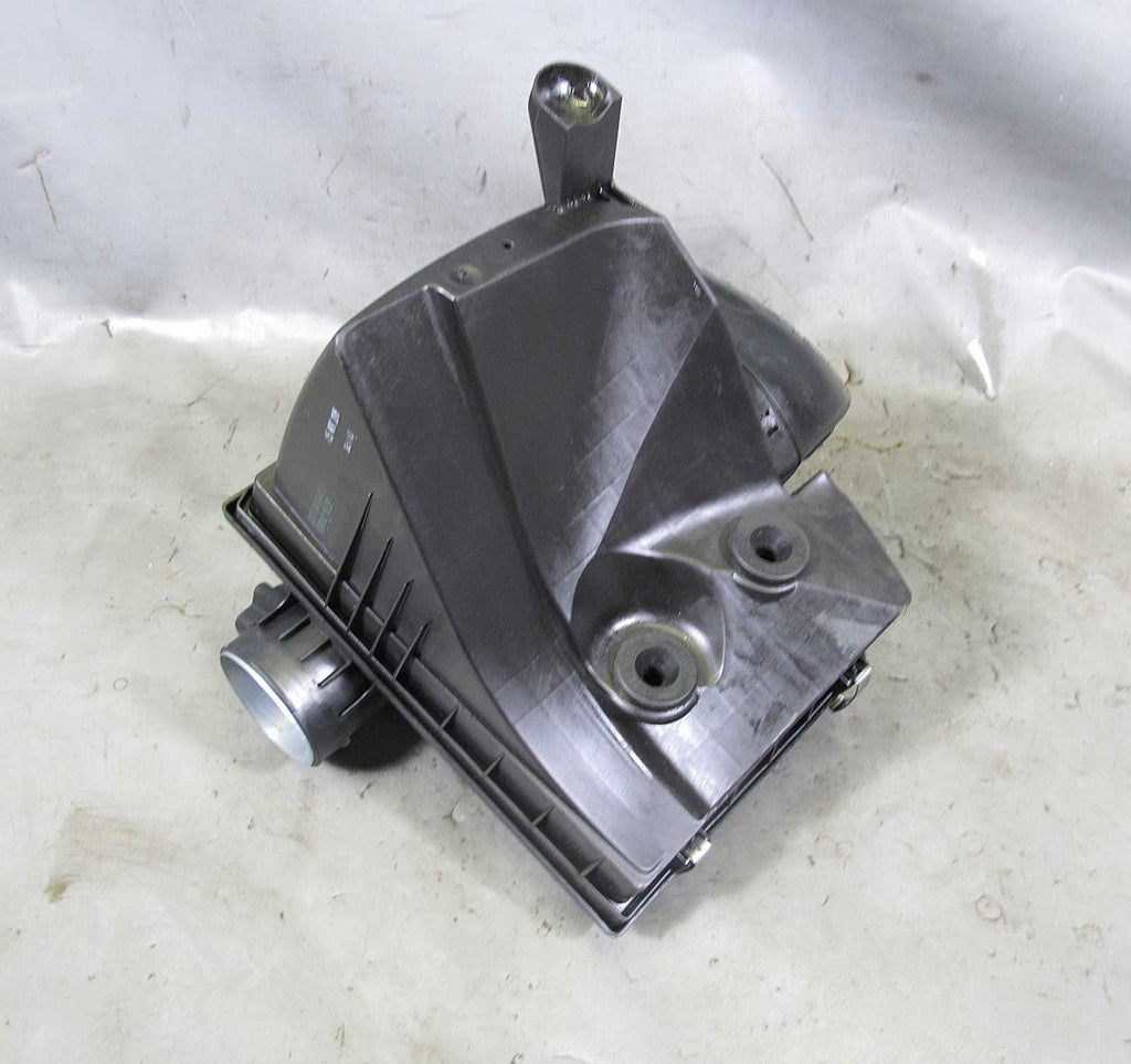 BMW E83 X3 SAV N52 Late Model Air Filter Intake Housing Muffler 2007-2010 USED