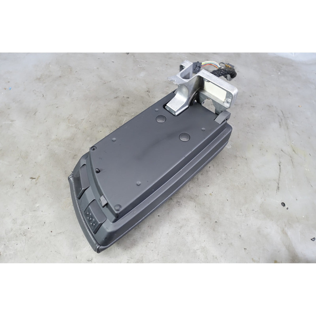 2004-2006 BMW X3 E83 Front Center Armrest Black Leather Factory OEM