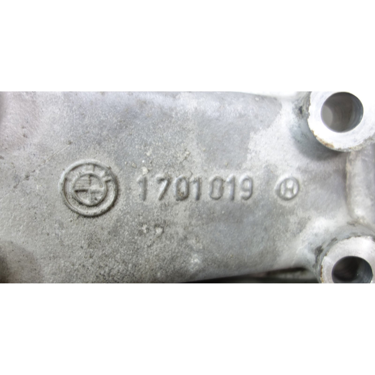 BMW E30 325ix Engine Suspension Arm Mount Bracket Pair 1988-1991 OEM
