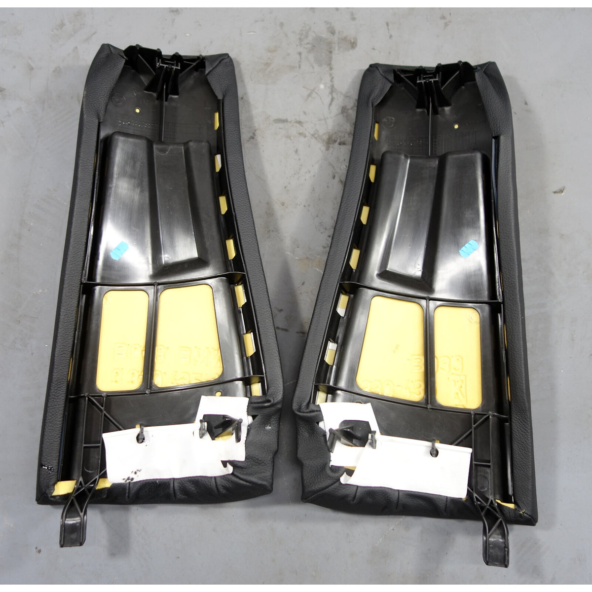 2004-2006 BMW E83 X3 SAV Rear Seat Bolster Lateral Trim Panel Pair Black Leather