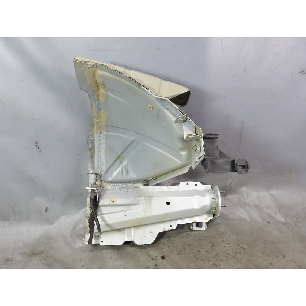 01-05 BMW E46 3-Series AWD xDrive 4dr Right Front Frame Rail Body Chop Tower OEM