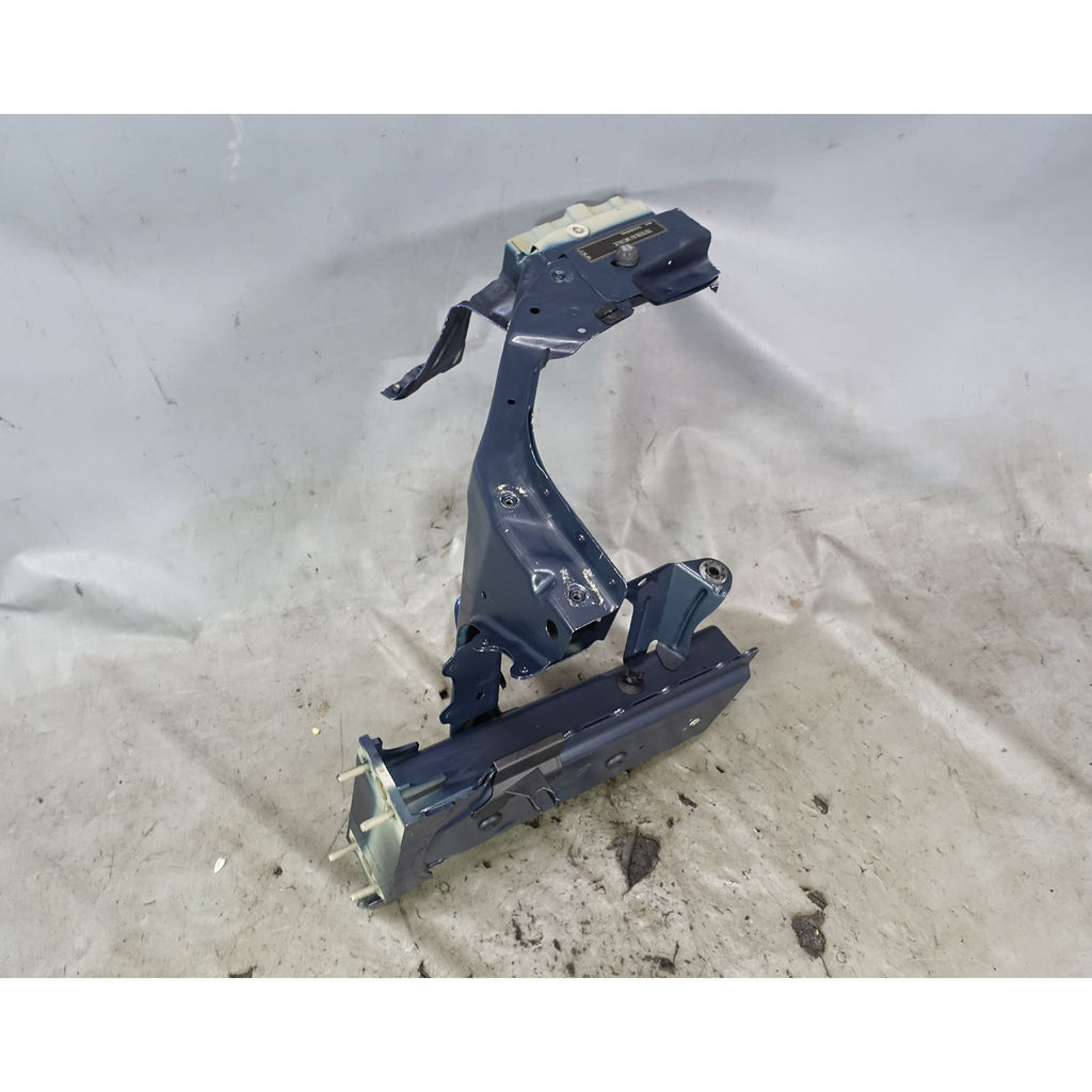 2004-2010 BMW E60 E61 5-Series Right Front Passenger Frame Rail Arm OEM