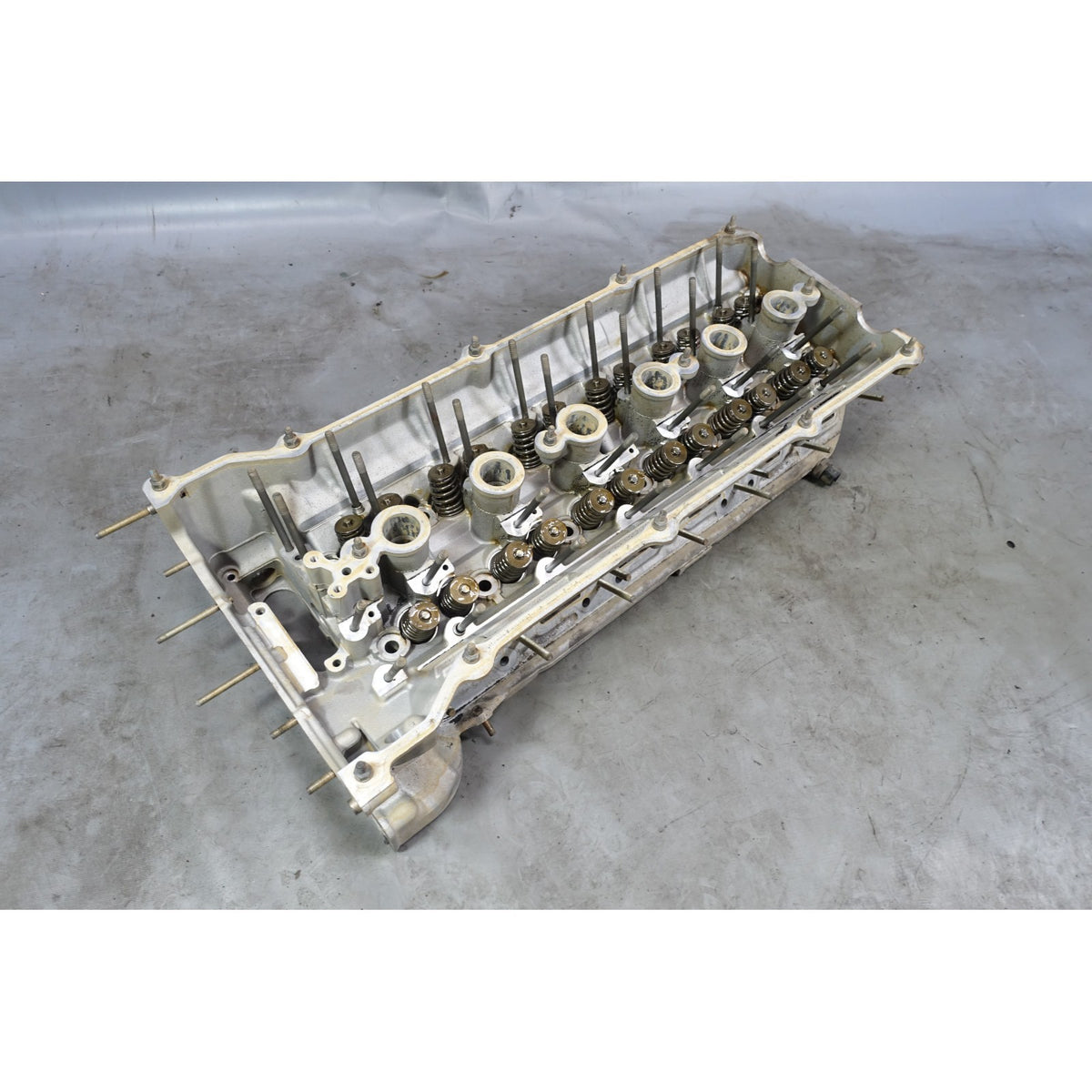 Damaged BMW E46 E39 Z3 M52TU M54 2.5L 3.0L 6-Cyl Engine Cylinder Head 793 OEM