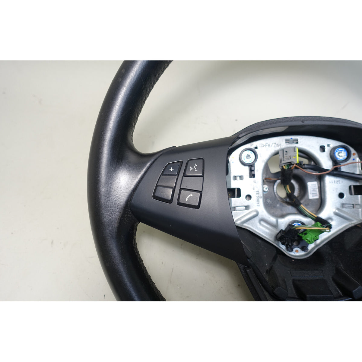 2010-2013 BMW E70 X5 SAV Factory Leather Steering Wheel w Multifunction Buttons