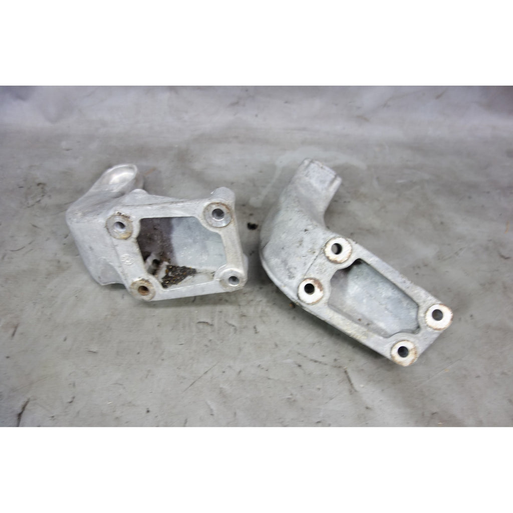 BMW E30 325ix Engine Suspension Arm Mount Bracket Pair 1988-1991 OEM