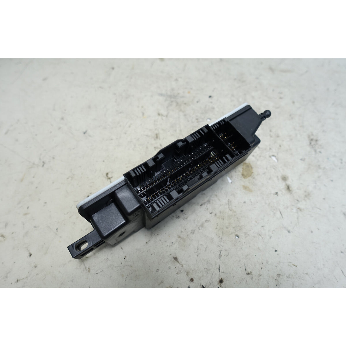 2014-2019 BMW F30 3-Series F22 F10 F15 Central SRS Control Unit Module OEM