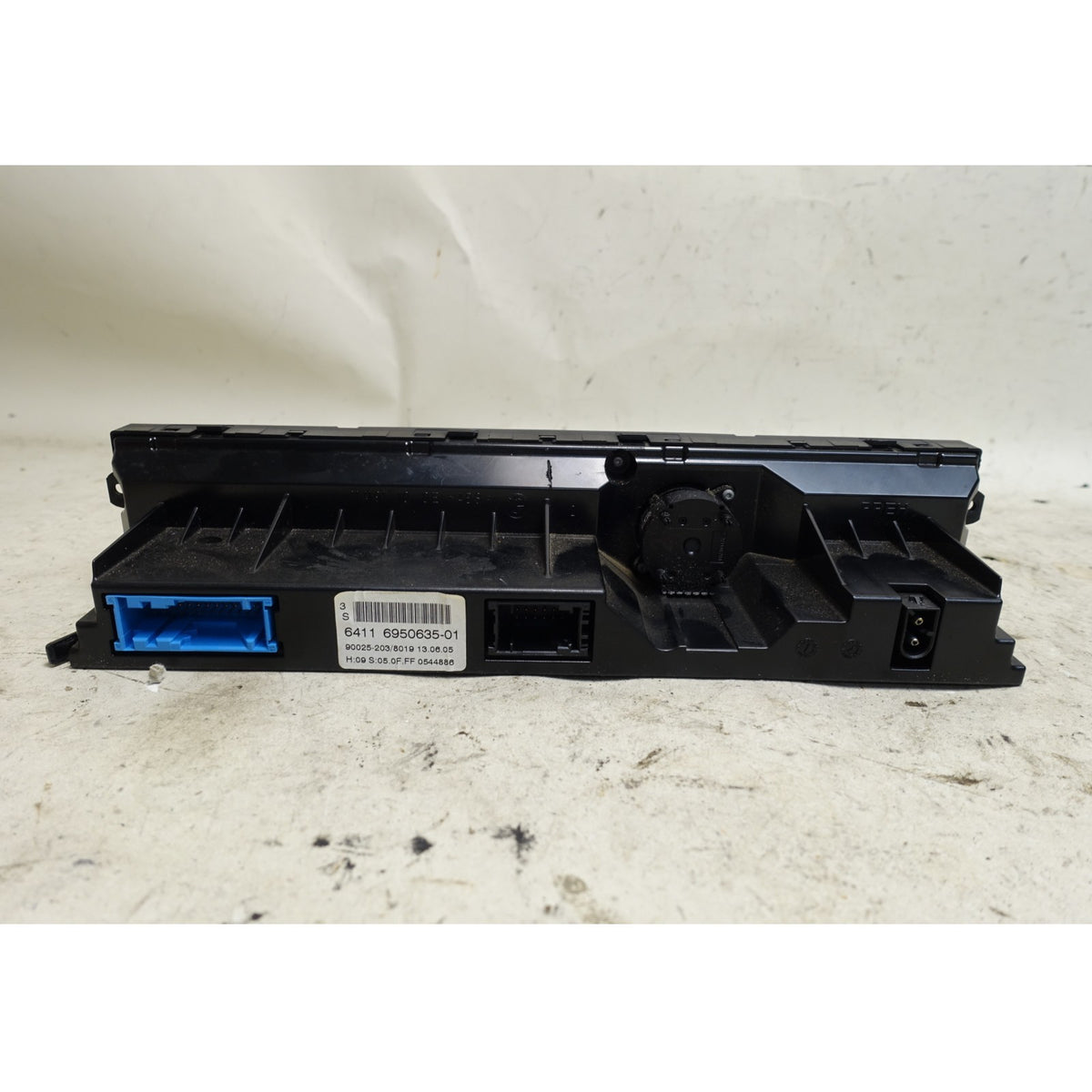 Damaged 2005 BMW E60 5-Series E63 Climate Automatic AC Control Unit OEM