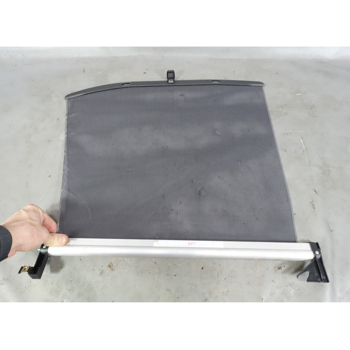 Damaged 97-03 BMW E39 Sedan Right Rear Window Retractable Roller Sun Shade OEM